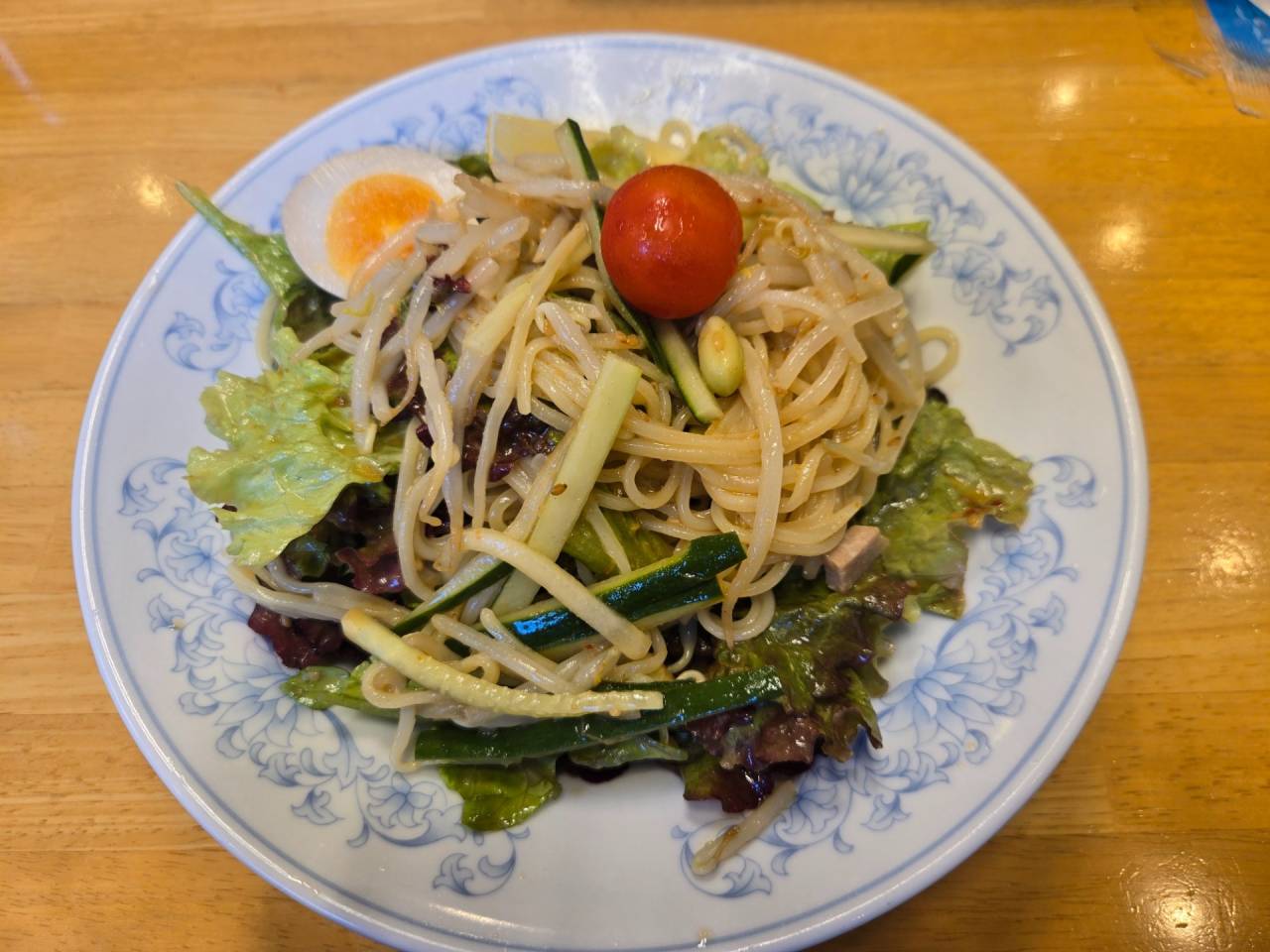 ラーメンサラダ